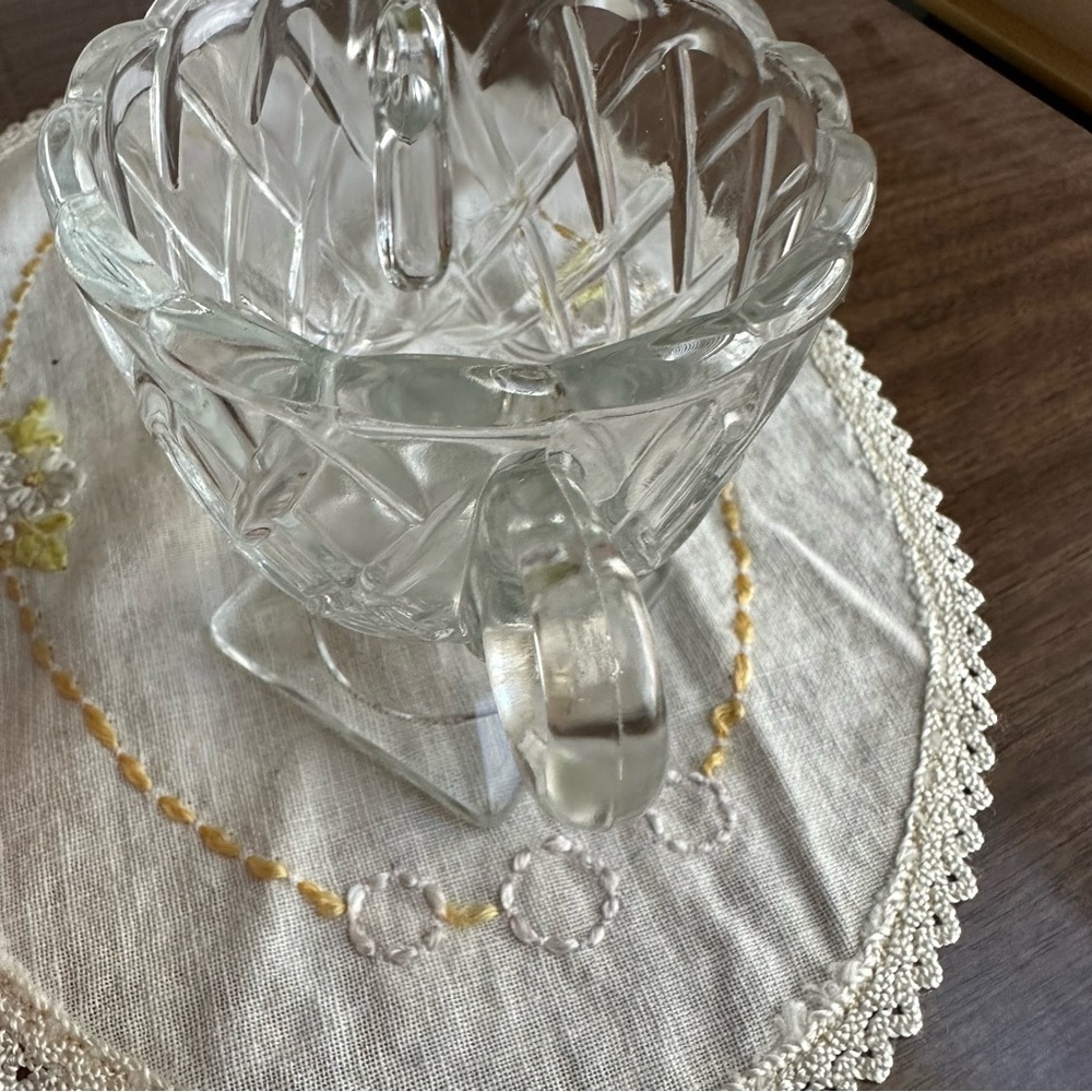 Indiana Glass "Pretzel" Pattern Footed Sugar Bowl 3 3/4” - Clear Pressed Glass - Picture 5 of 5